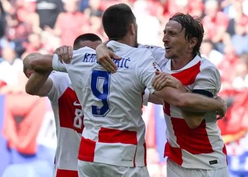 克罗地亚需要半个欧洲共同努力才能晋级 上一次这样被救的还是国足