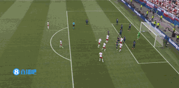 闪亮登场！布克萨尔在国际比赛中首秀 16分钟帮助波兰取得领先！