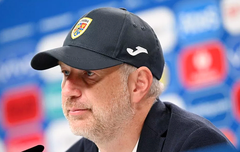 罗马尼亚主帅：散布默契足球谣言的人应该向我们道歉